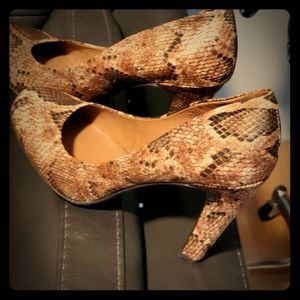 Python Print Round Toe Heels gently worn